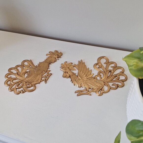 Vintage Gold Rooster Wall Art - MCM Fighting Chicken Bird Set faux brass - Picture 2 of 3